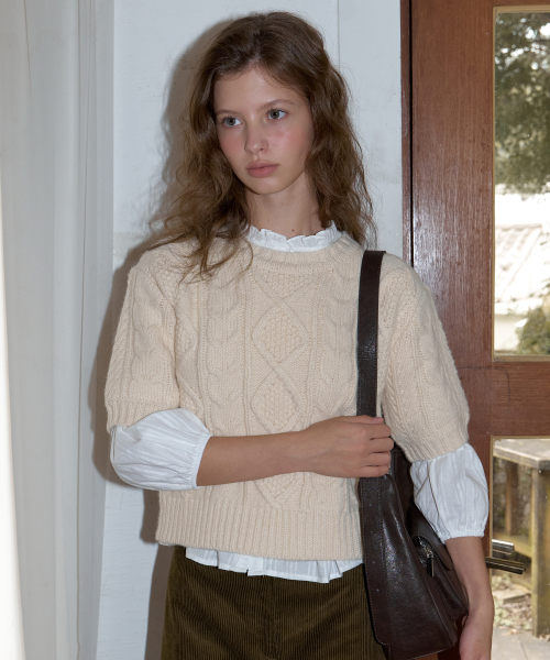 A HALF SLEEVE CABLE KNIT_IVORY