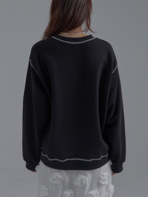 Never Lost Star Sweatshirt_Black