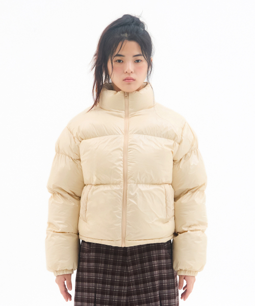 AMES CROP PUFFER PADDING BUTTER