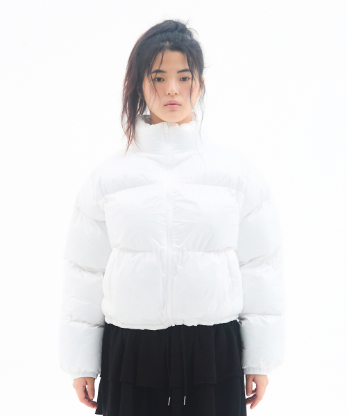 AMES CROP PUFFER PADDING WHITE