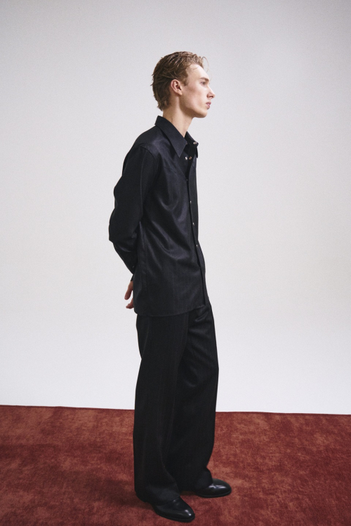 WOOL BLACK STRIPED SHIRT (BLACK)