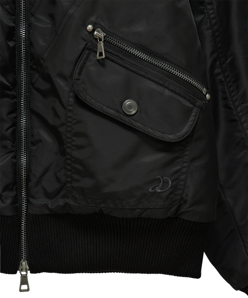 DD cropped studded MA-1 jacket (BLACK)