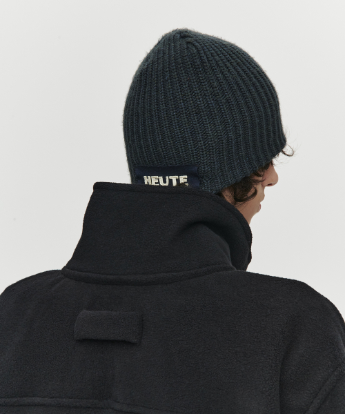 WILD FLEECE HALF ZIP-UP (BLACK)