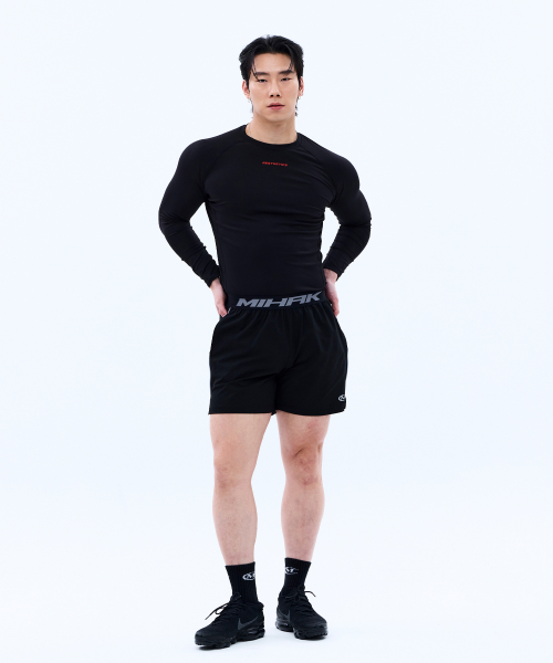 Спортивные шорты на резинке (BLACK)