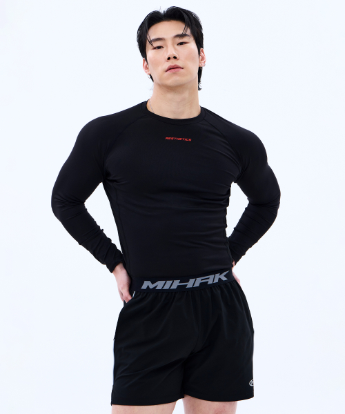 Спортивные шорты на резинке (BLACK)
