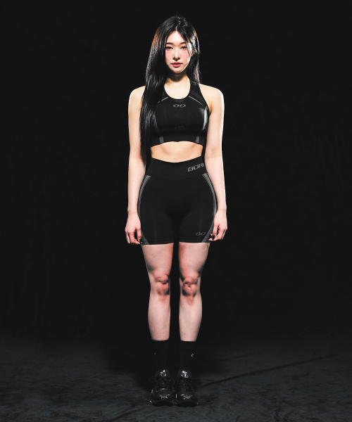 W SYMBOL B ECLIPSE SEAMLESS BRA топ [черный]