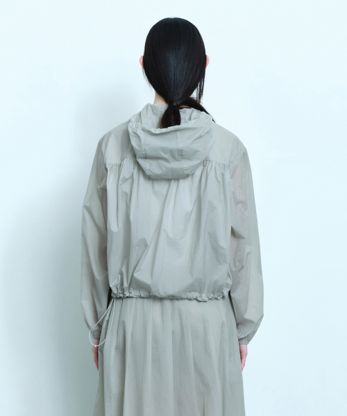 Womens Sheer Volume Windbreaker Jacket [Light Gray]