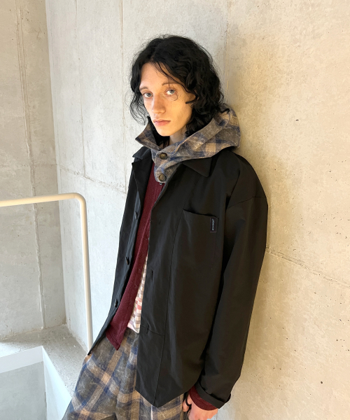 Асимметричный бумажный жакет Black