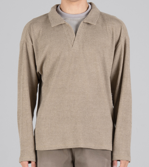 Трикотажный пуловер с открытым воротником (Beige)