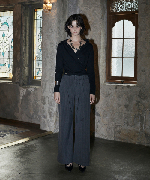Looped Stripe Slacks (CHARCOAL)