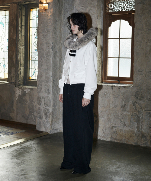 Buckle Strap Fur Hood Zip-Up (IVORY)