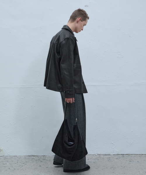 Cow Suede Shoulder bag (Dark Brown/Black)