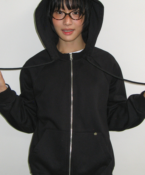 WOOD BEADS HOODIE ZIP UP BLACK