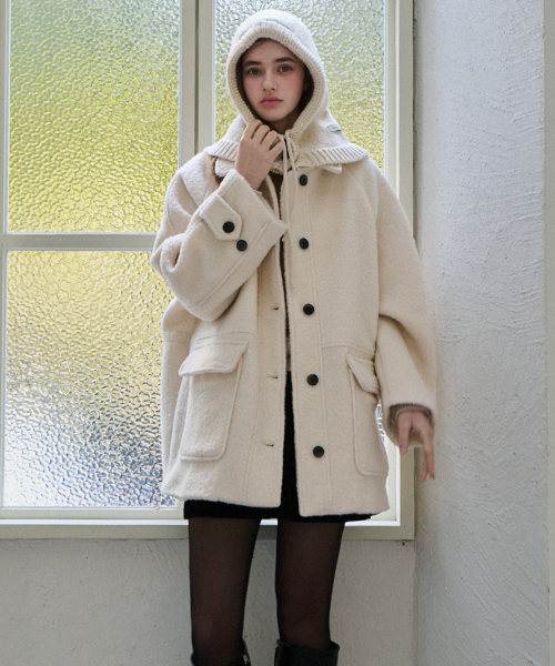 Fluffy mood boucle coat_2 Colors