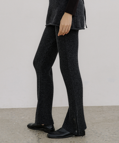 WOOL RIBBED FLARE KNIT PANTS_2COLOR