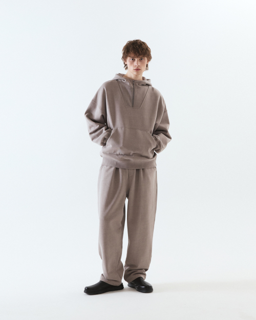 Pigment hooded half-zip t-shirt / BEIGE