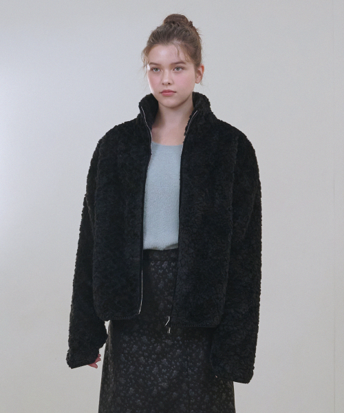 Kali Shearing на молнии Jumper