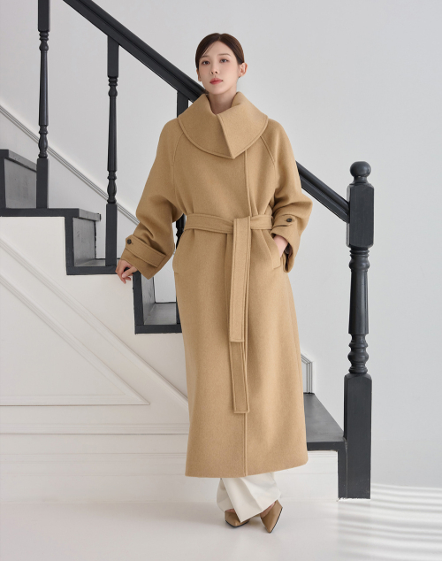 Длинное шерстяное пальто с акцентным воротником Beige