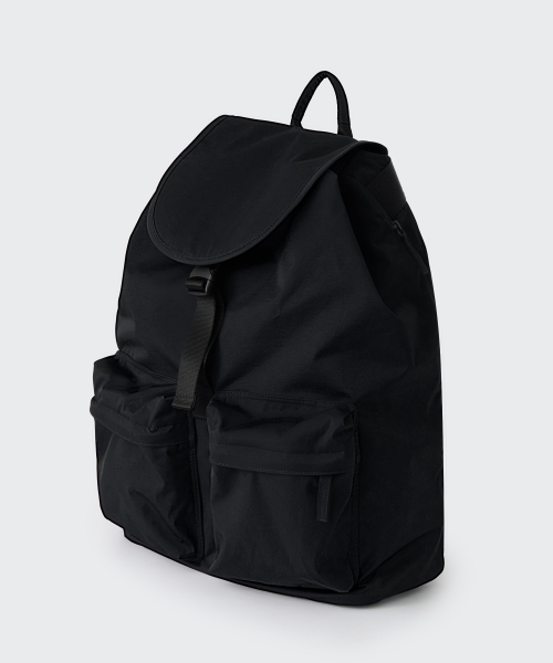CRINKLE TWO POCKET FLAP BACKPACK [BLACK]