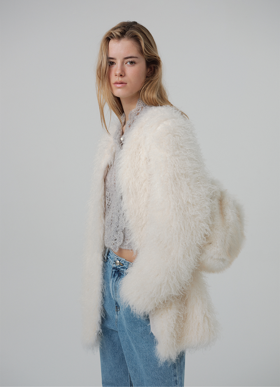 더바넷(THEBARNNET) Rove Hairy Long Fur Jacket - 사이즈 & 후기 | 무신사