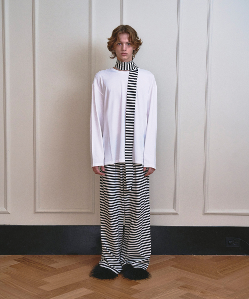 [UNI] Deep Stripe Airy Pants (Black)