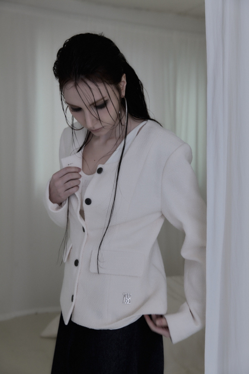 Твидовый жакет True White
