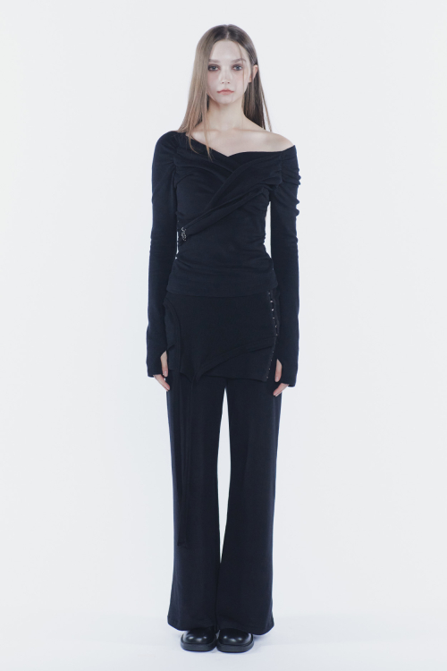 SOFT DRAPED OFF SHOULDER TOP black