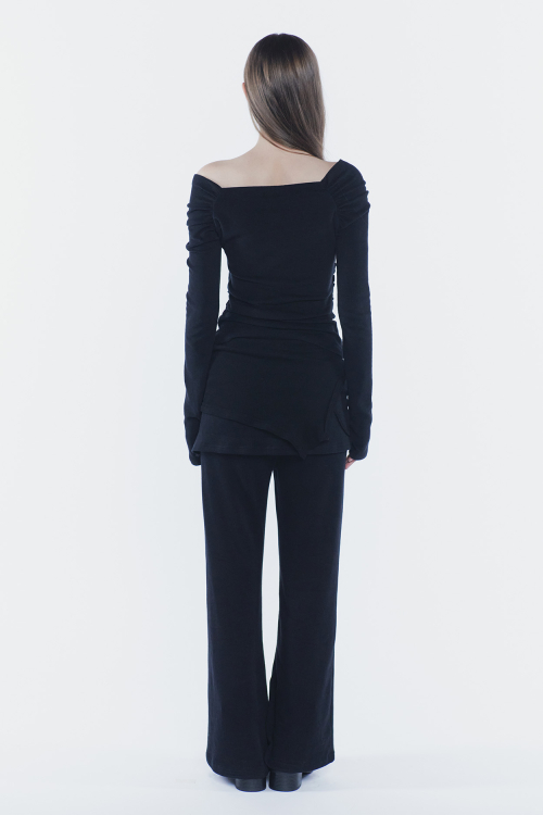 SOFT DRAPED OFF SHOULDER TOP black