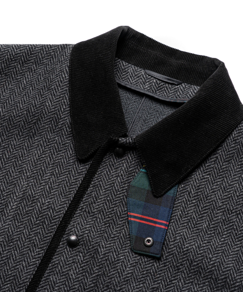 WOOL BLENDED HERRINGBONE HUNTING JACKET [C/GREY]