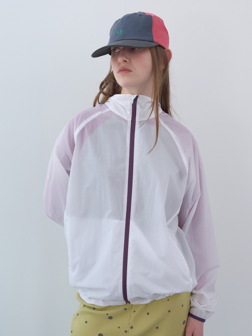 Легкая спортивная куртка (White)