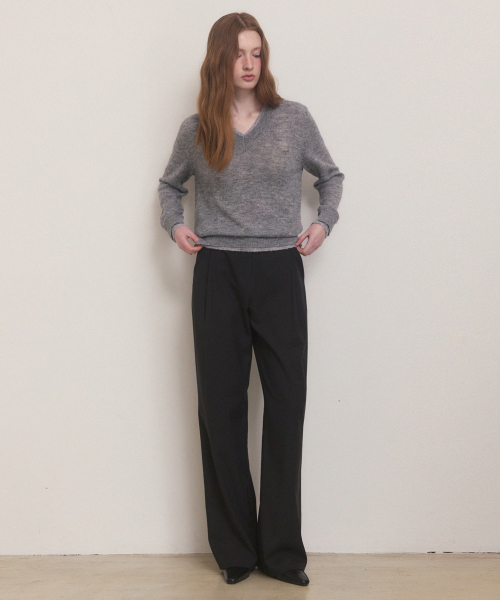 Winter pintuck straight fit slacks - black