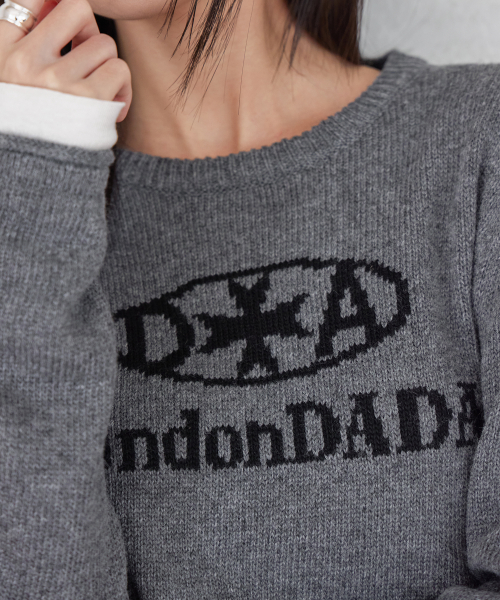 SIGNATURE LOGO ROUND NECK KNIT, CHARCOAL