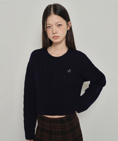 HBT Cashmere Round Knit