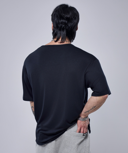P1147 Muscle u-neck overfit short sleeve black