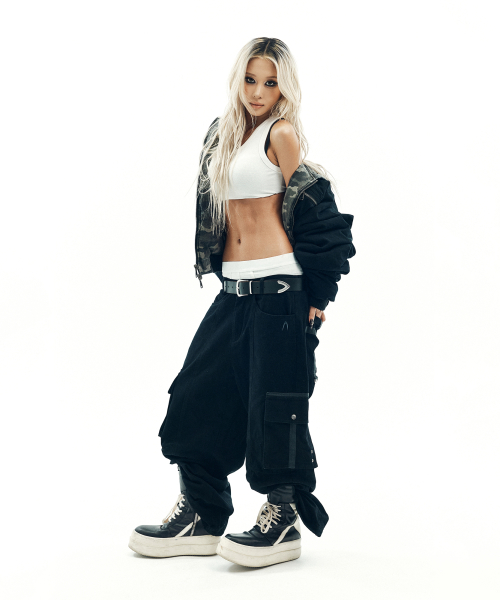 Knee Pin-Tuck Taped Cargo Pants (Black)