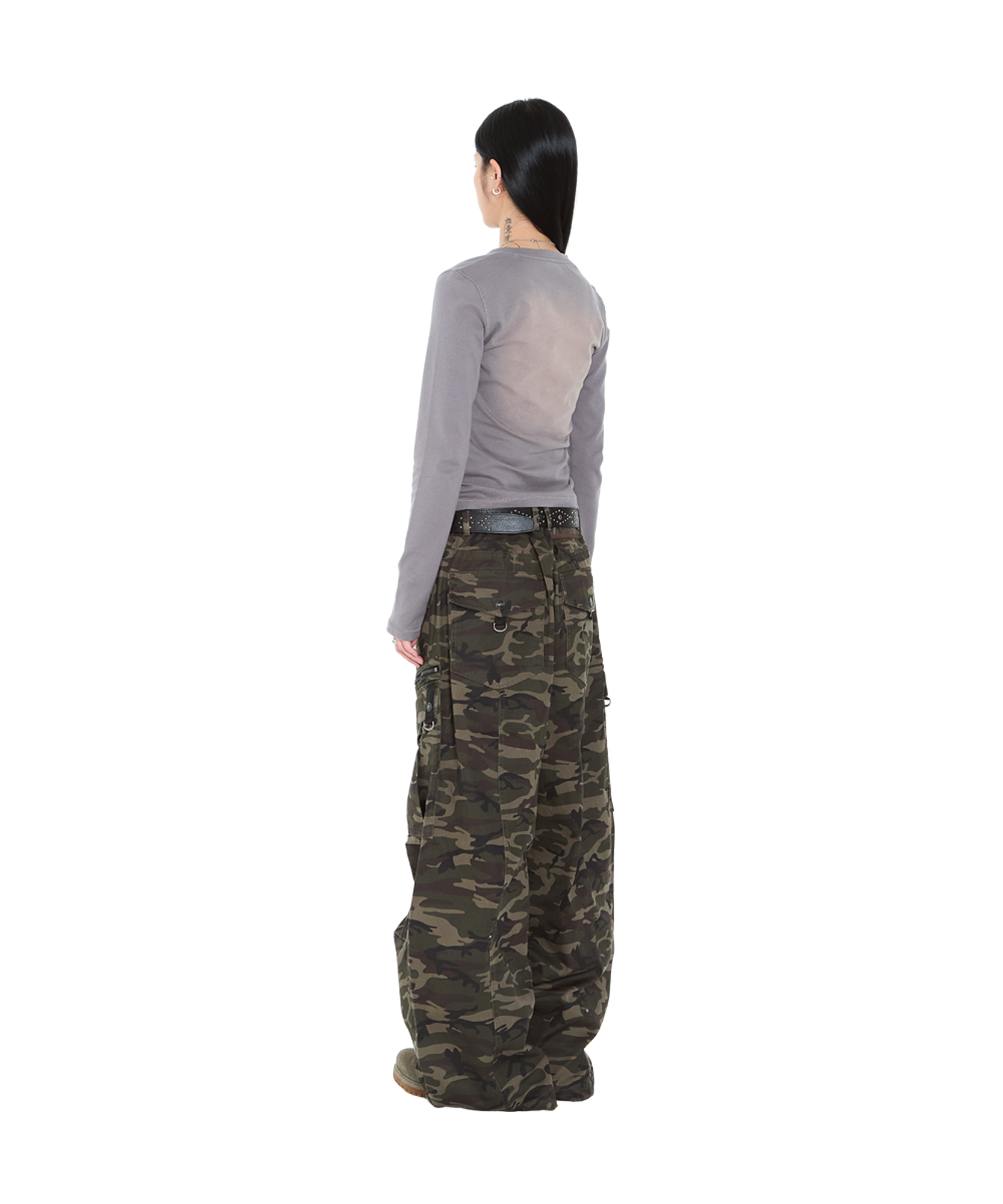 Knee Pin-Tuck Camo Zippered Cargo Pants (Khaki)