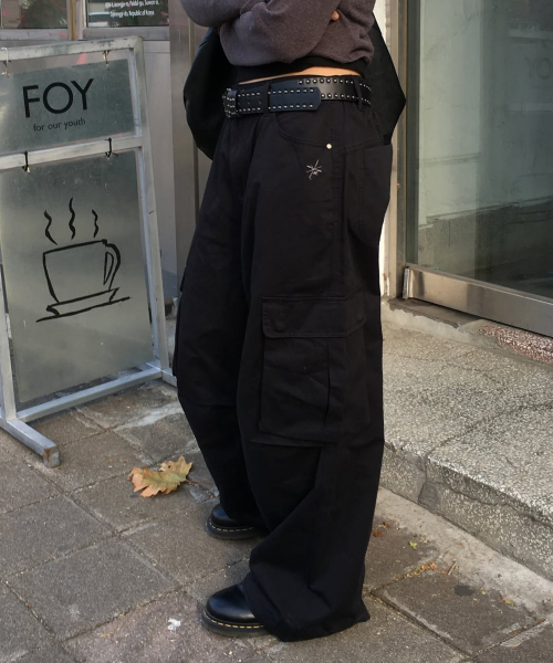 ONBORN LOGO CARGO PANTS_BLACK