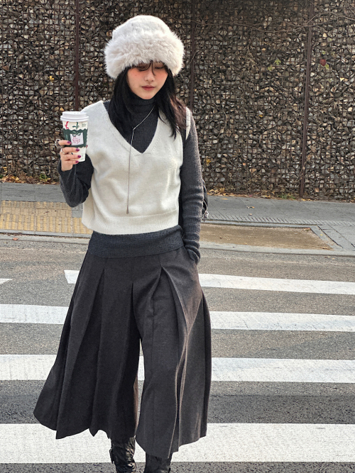 Knit Layered Vest (2C)