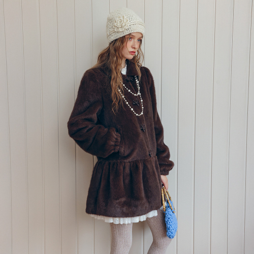 Cest_Faux fur frill half coat