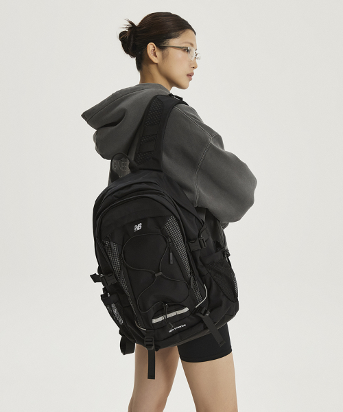NBGCGSS106 / Trail Boost Backpack (BLACK)