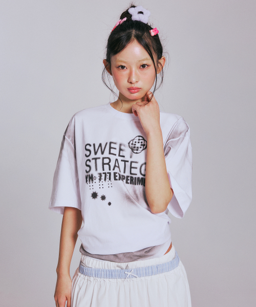 SWEET GRAPHIC T-SHIRTS_WHITE