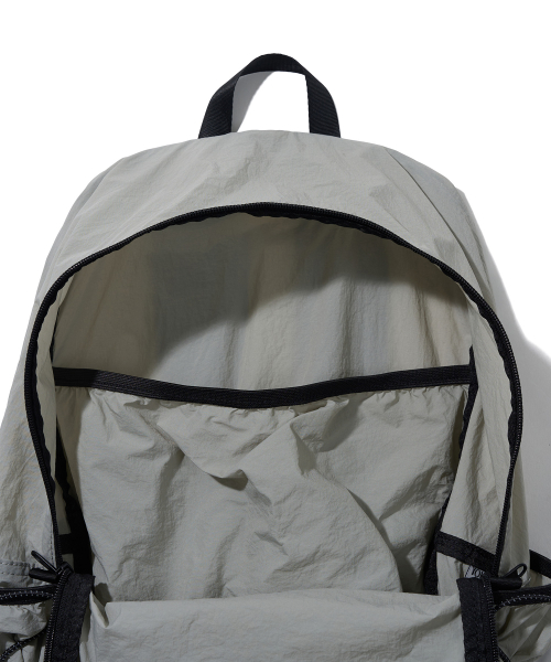 LIGHT WEIGHT BACKPACK_GREY