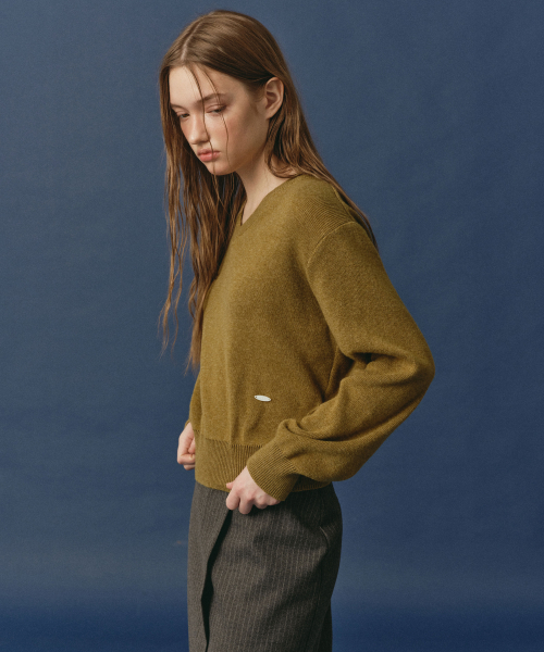 Soft V-Neck Knit Olive