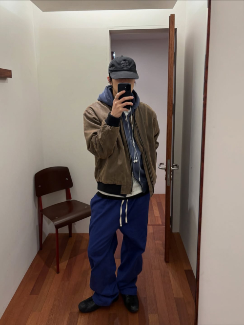 One-Tuck Wide Chino_Navy