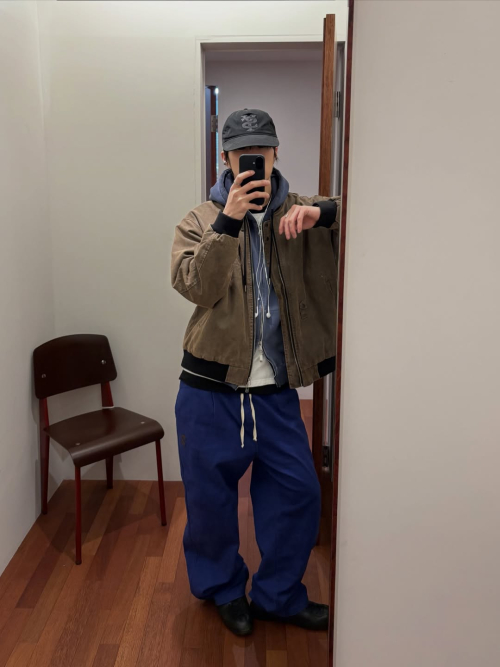 One-Tuck Wide Chino_Blue
