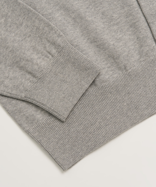 CUT-OFF ROUND NECK CARDIGAN (GREY)