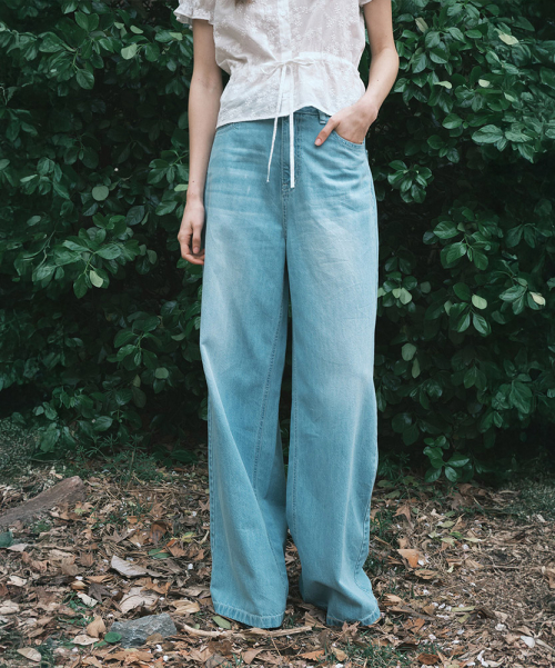 Легкие джинсы Weekender (Light Blue)