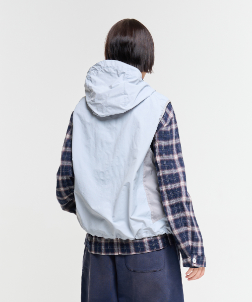 NYLON HOODED VEST-MINT
