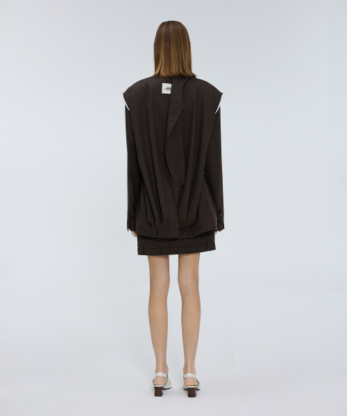 Off sleeve back detail tuck куртка