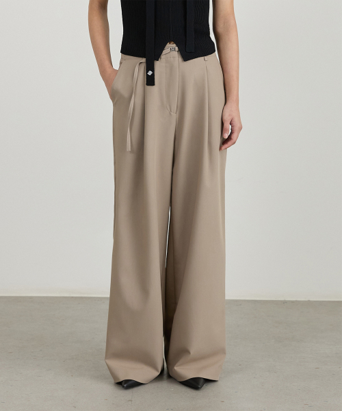 Широкие брюки с поясом и защипами Belted, Beige